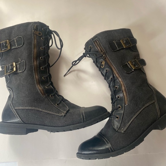 Boots - Picture 10 of 15